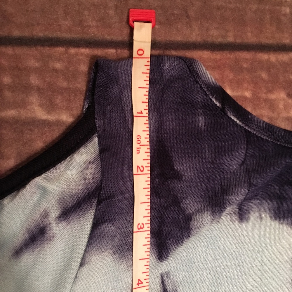 NEW Unique Blue Tie-Dye Top Cold Shoulder Promesa - Picture 5 of 6
